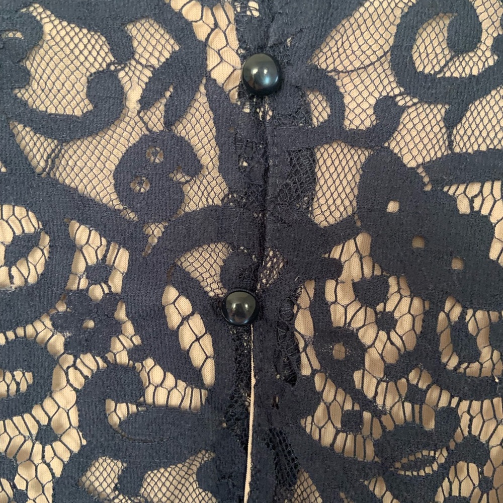 Lace top - Picture 5 of 7